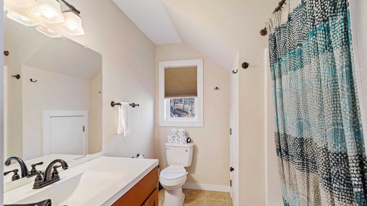 Photo of Bathroom in Blowing Rock