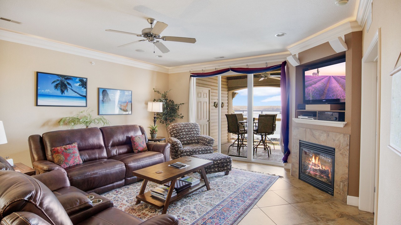 Photo of Livingroom in Osage Beach