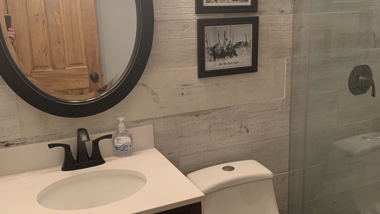 Photo of Bathroom in Ellicottville