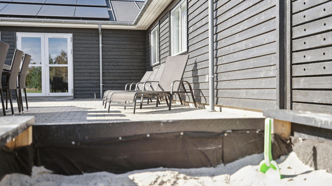 Photo of Others in Aalbaek