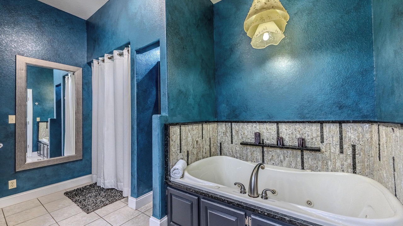 Photo of Bathroom in Lake Ozark