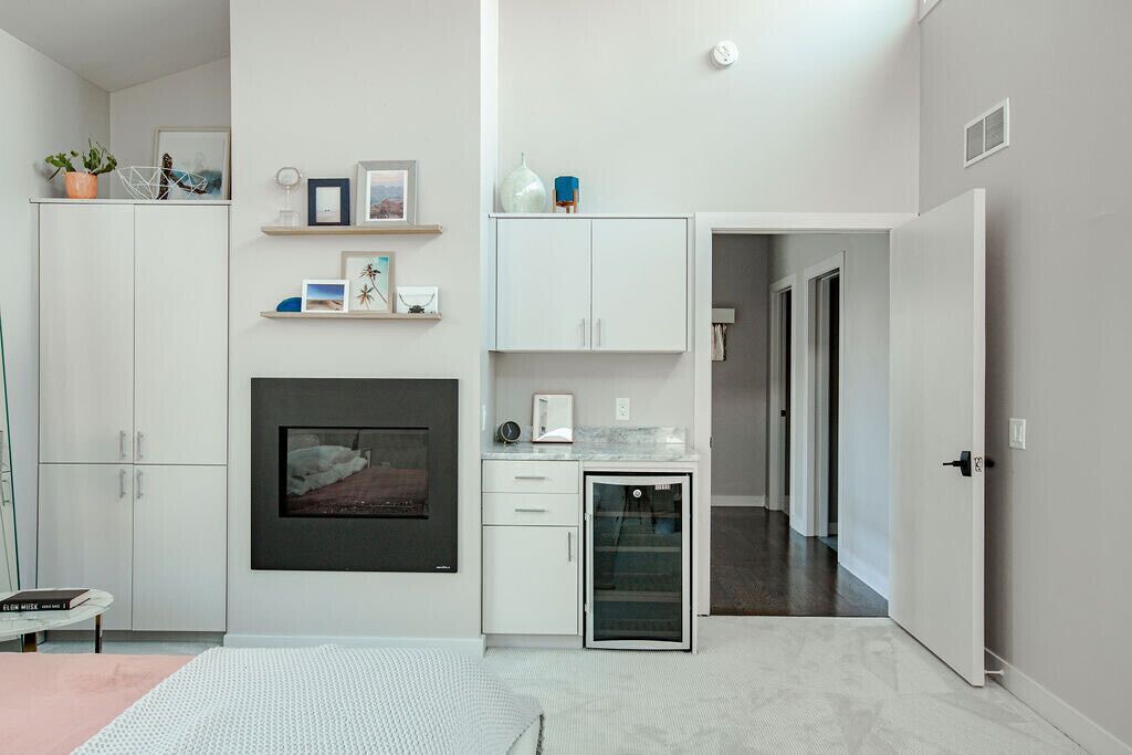 Photo of Livingroom in Linden Hills