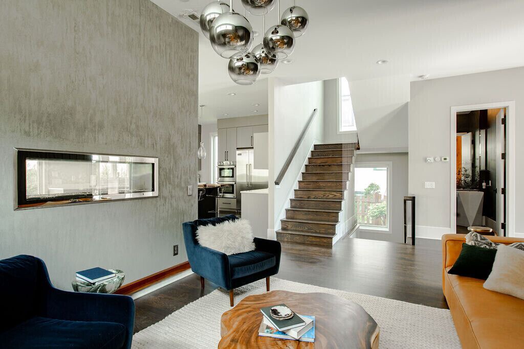 Photo of Livingroom in Linden Hills