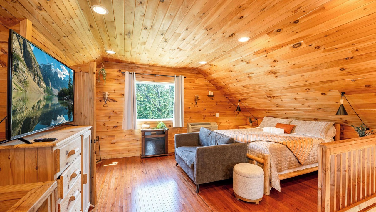 Photo of Bedroom in Bryant