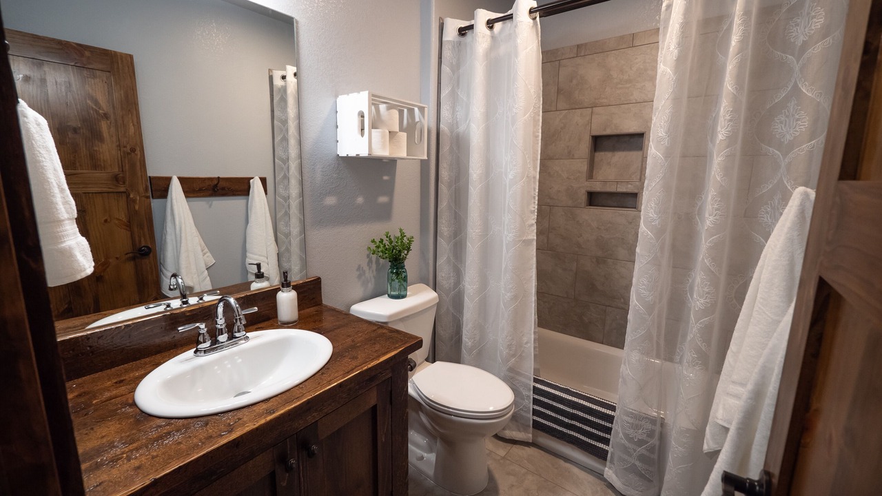 Photo of Bathroom in Branson