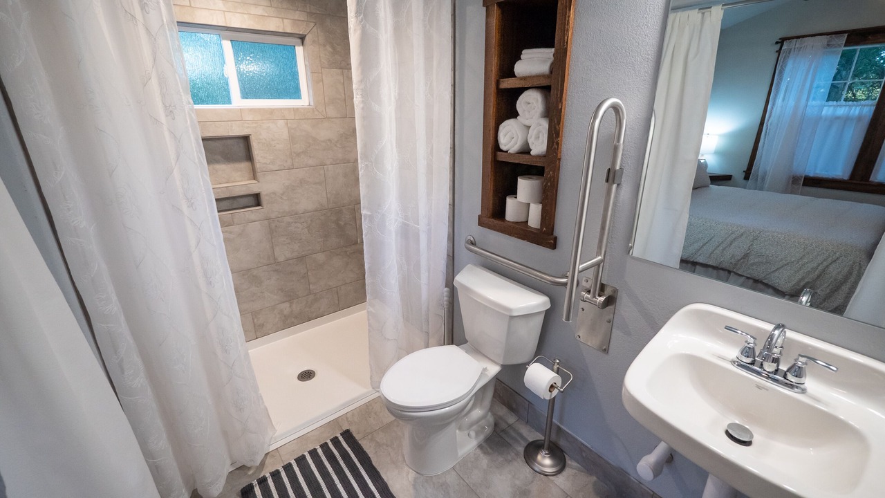 Photo of Bathroom in Branson
