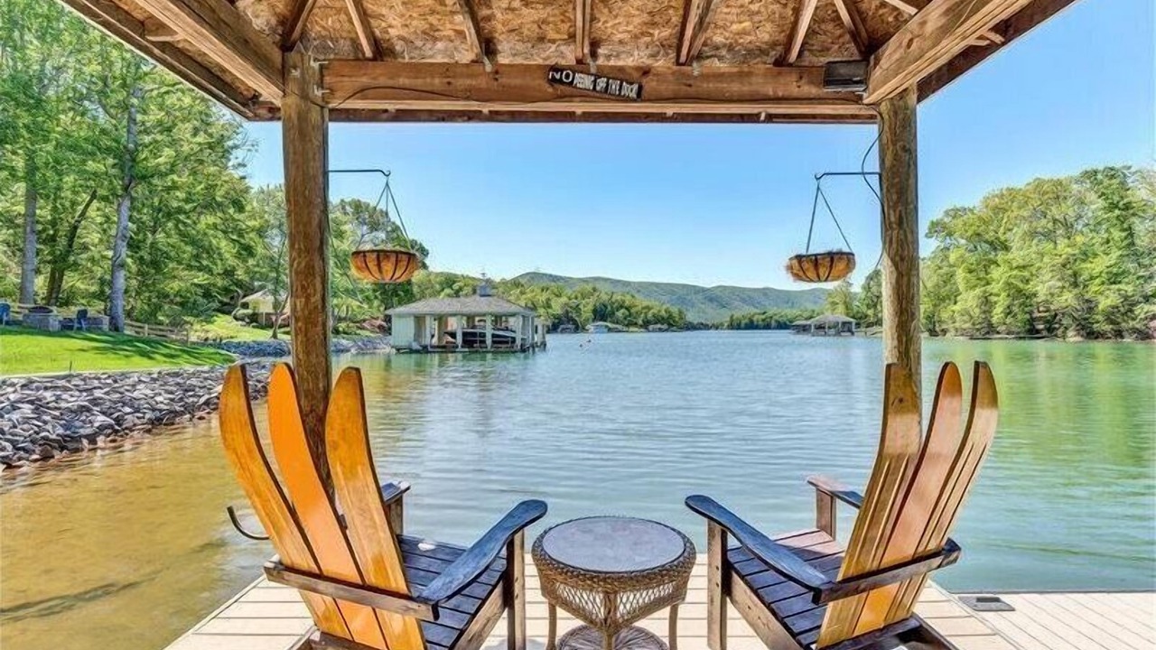 Photo of Outdoor in Huddleston