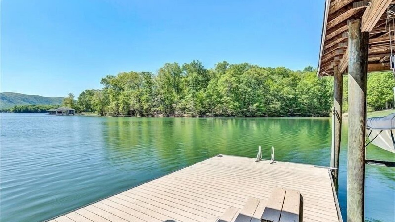 Photo of Outdoor in Huddleston