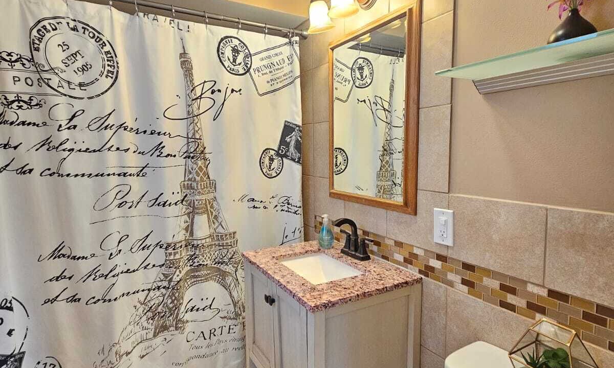 Photo of Bathroom in Highland Park