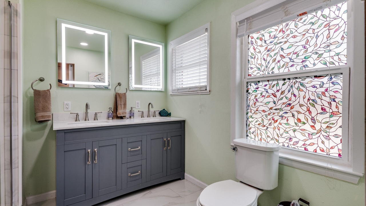Photo of Bathroom in South Arlington