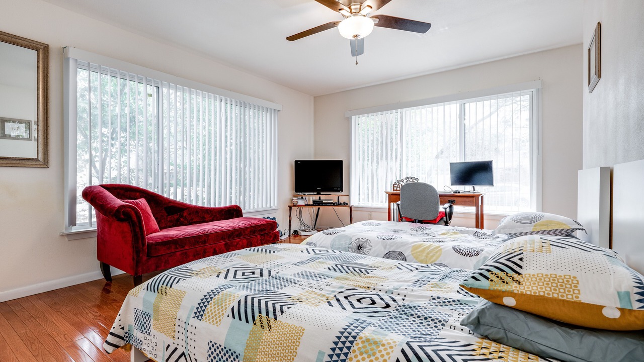 Photo of Bedroom in South Arlington
