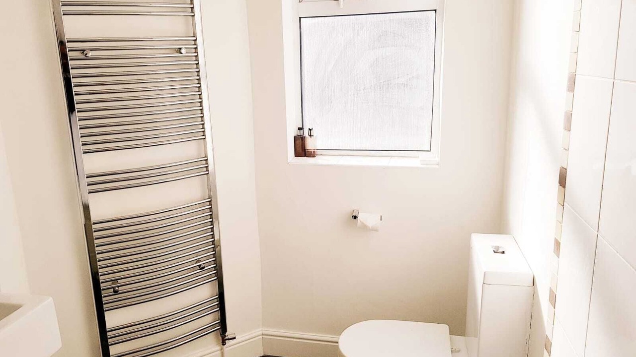 Photo of Bathroom in Ponders End