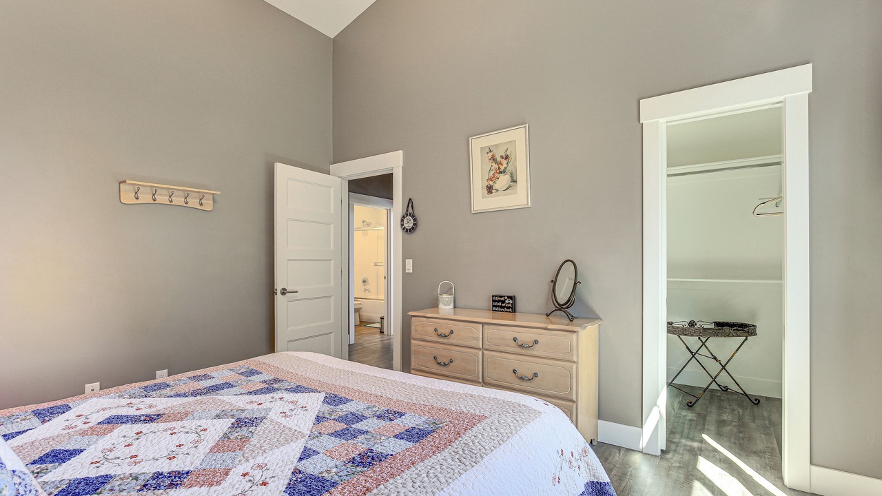 Photo of Bedroom in Carson