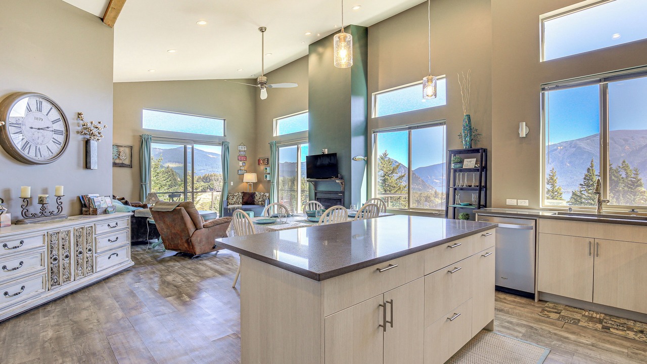 Photo of Others in Carson