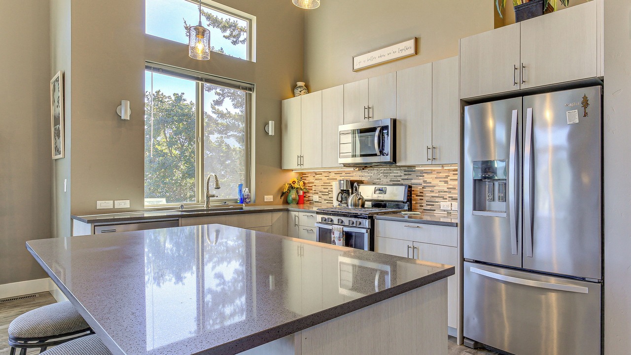 Photo of Others in Carson