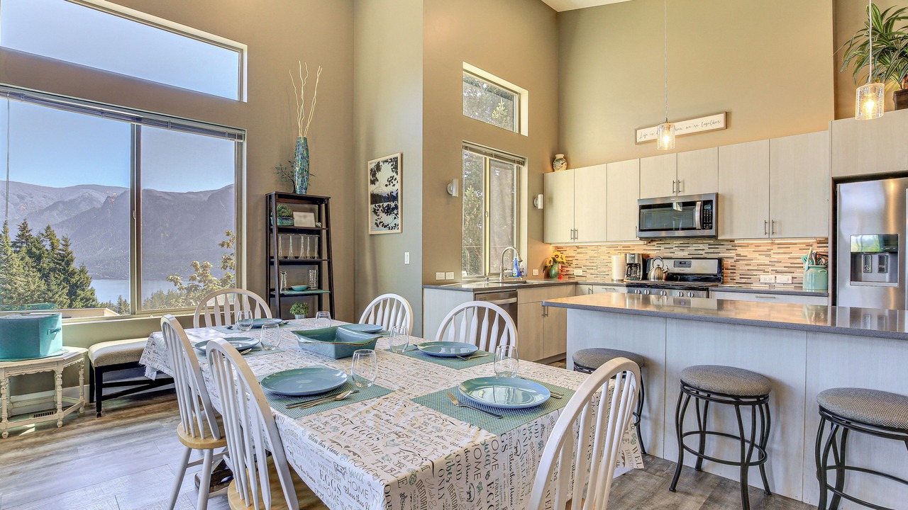 Photo of Others in Carson