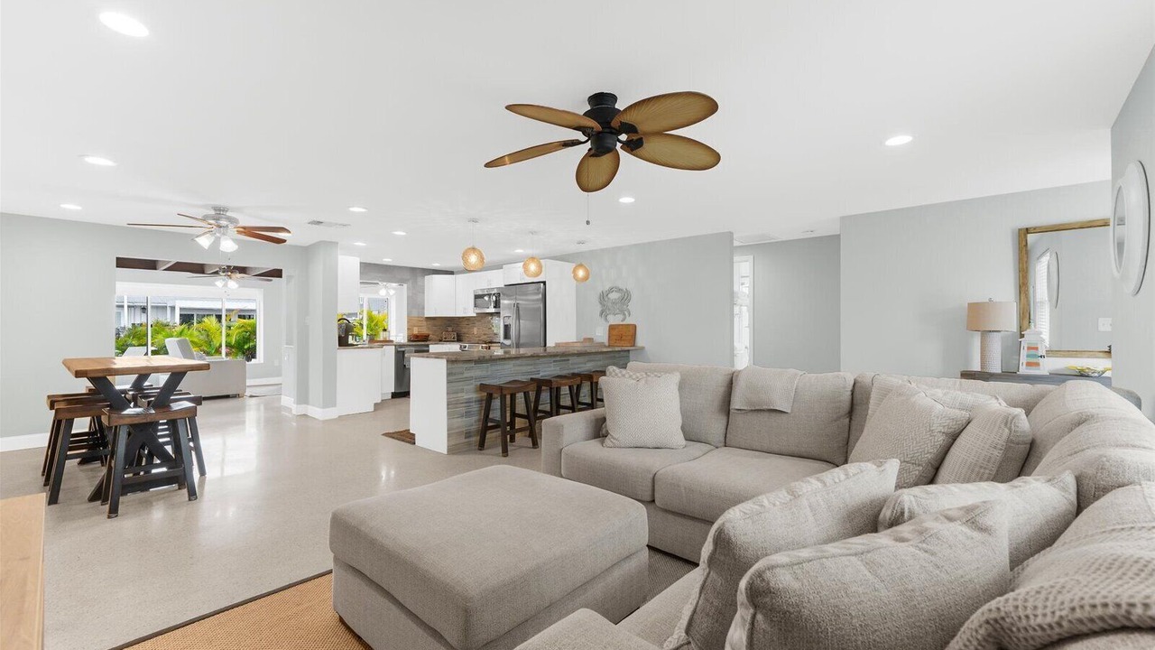 Photo of Livingroom in Siesta Key Village