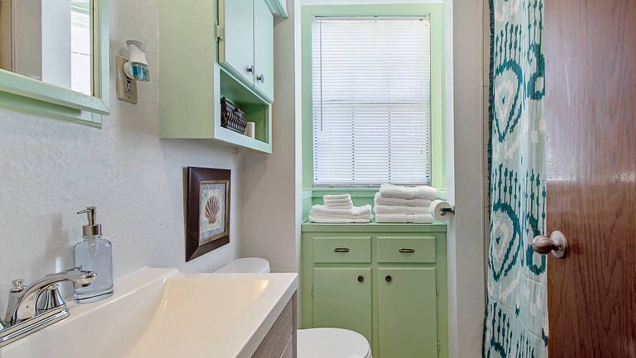 Photo of Bathroom in Central Oklahoma City