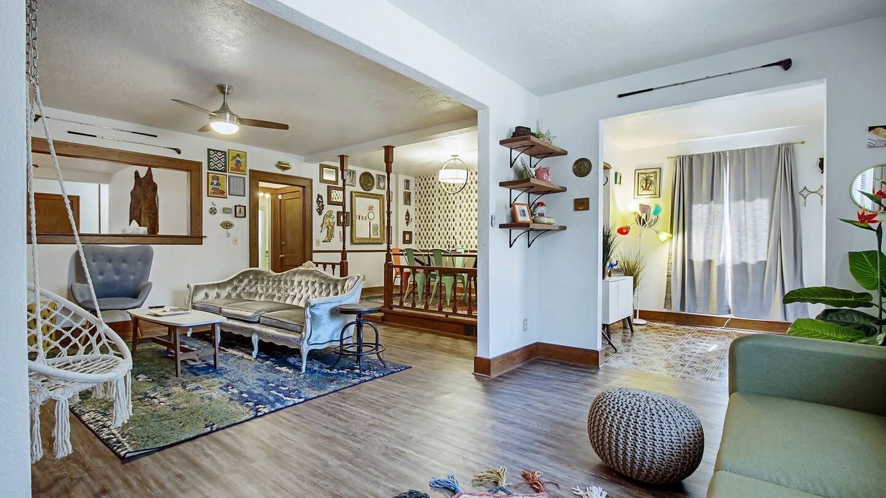 Photo of Livingroom in Central Oklahoma City