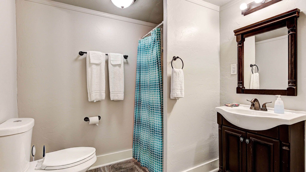 Photo of Bathroom in Central Oklahoma City