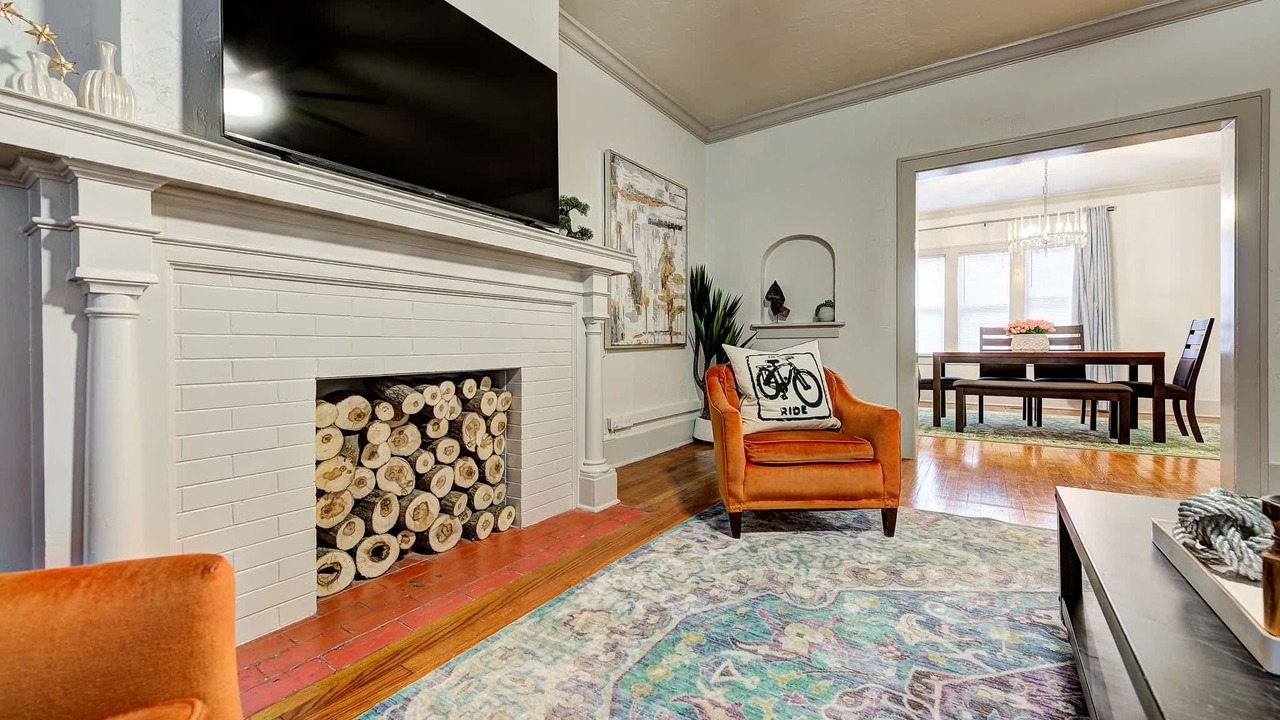 Photo of Livingroom in Lincoln Terrace