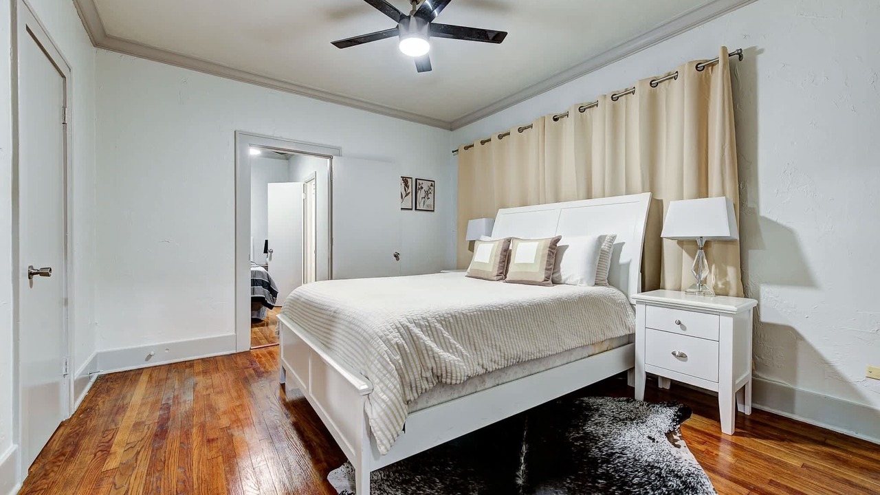 Photo of Bedroom in Lincoln Terrace