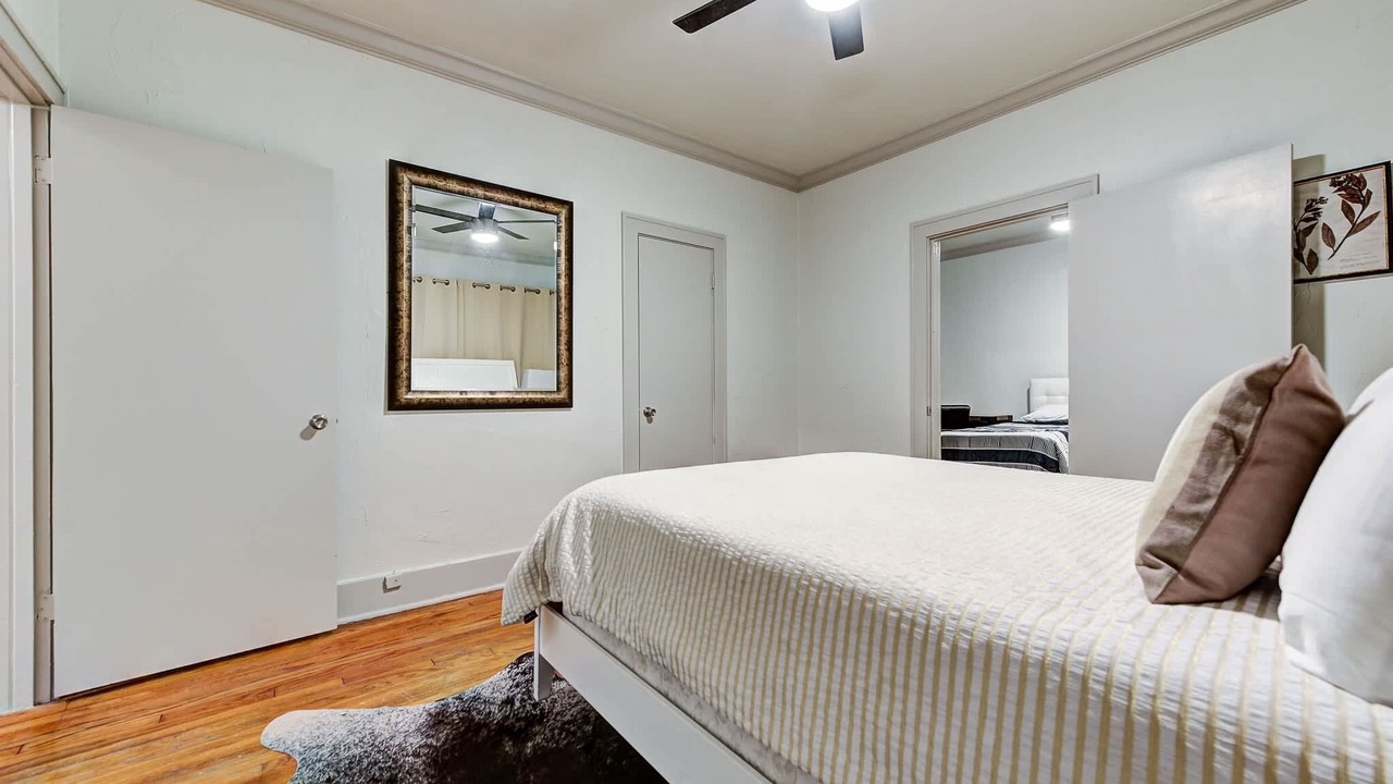 Photo of Bedroom in Lincoln Terrace