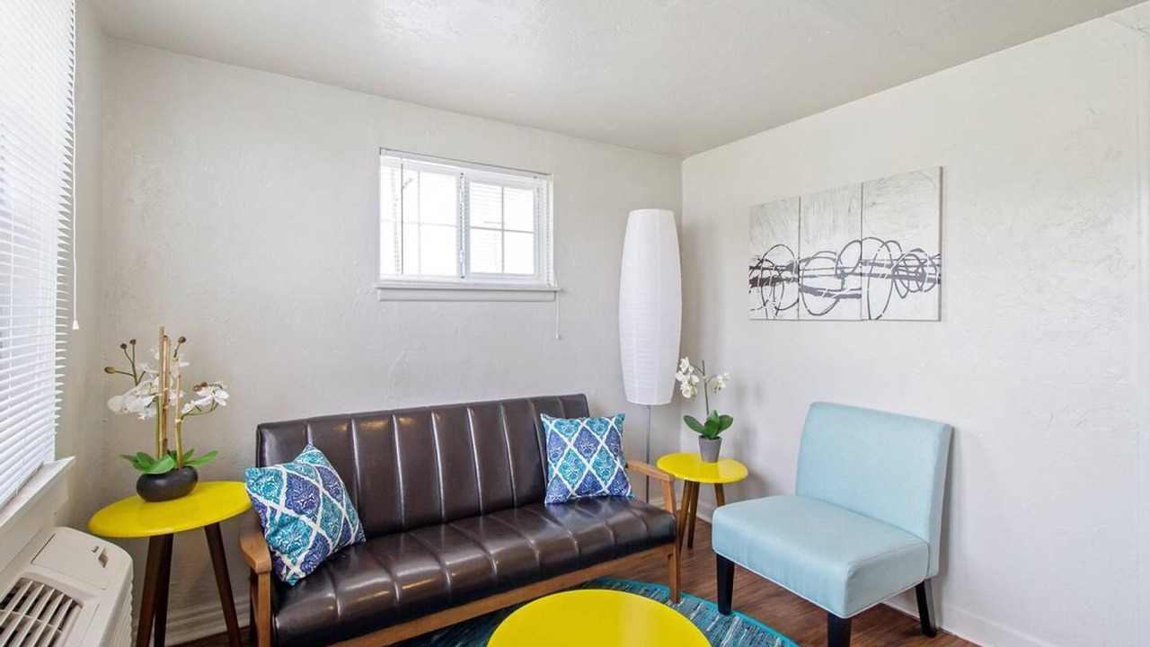 Photo of Livingroom in Asian District