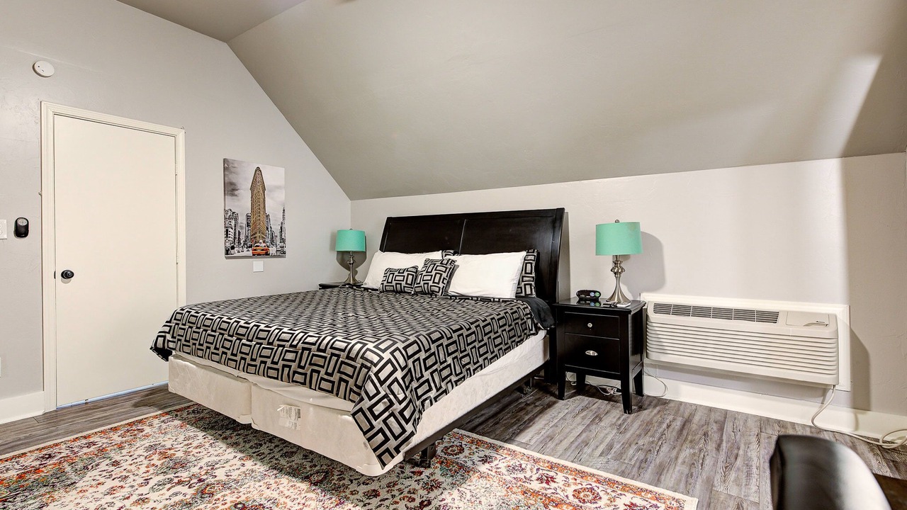 Photo of Bedroom in Central Oklahoma City