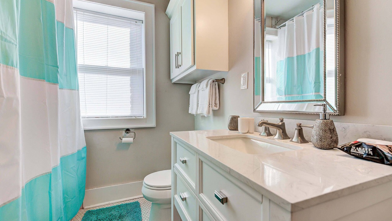 Photo of Bathroom in Lincoln Terrace