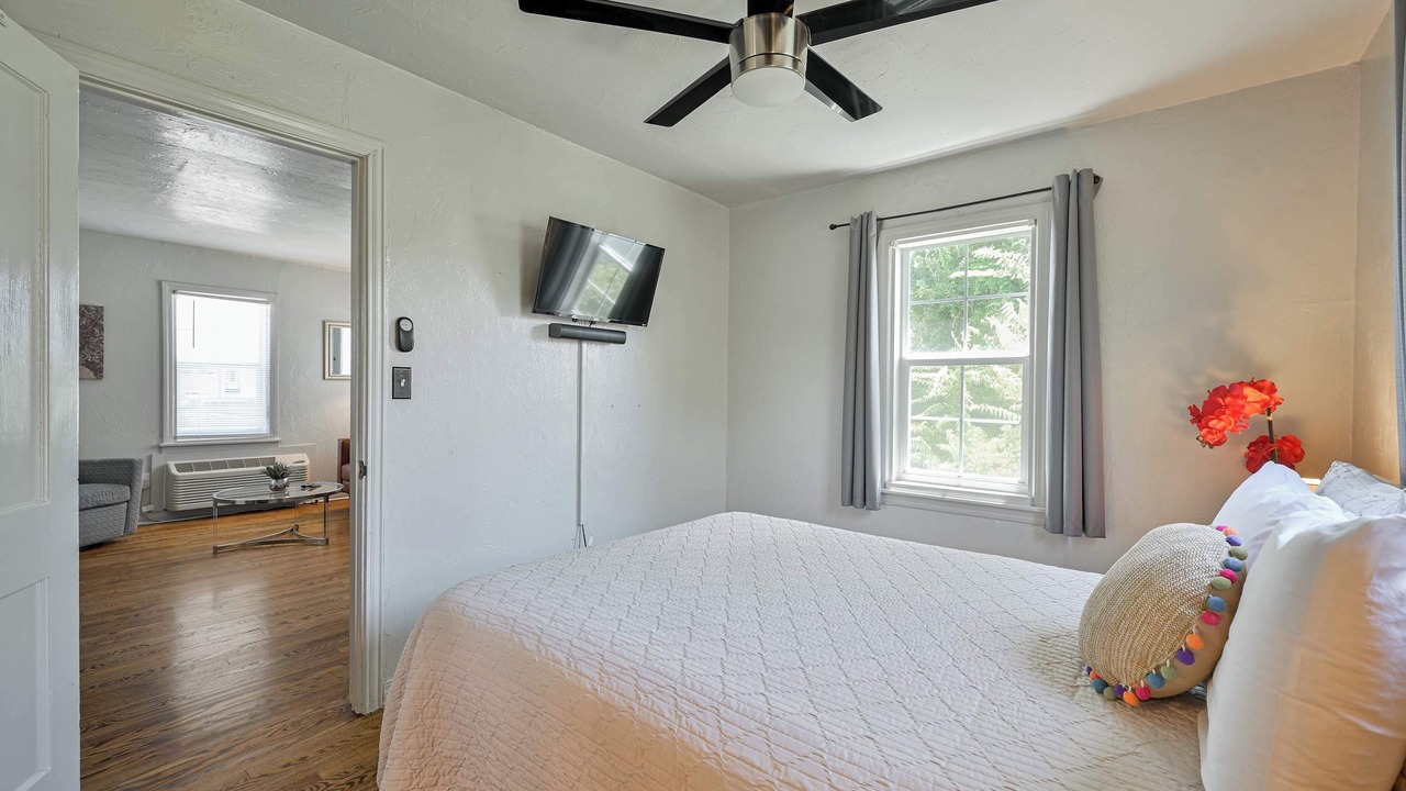 Photo of Bedroom in Asian District