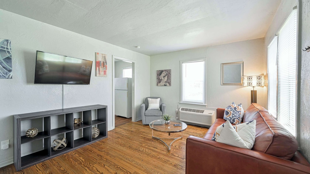 Photo of Livingroom in Asian District