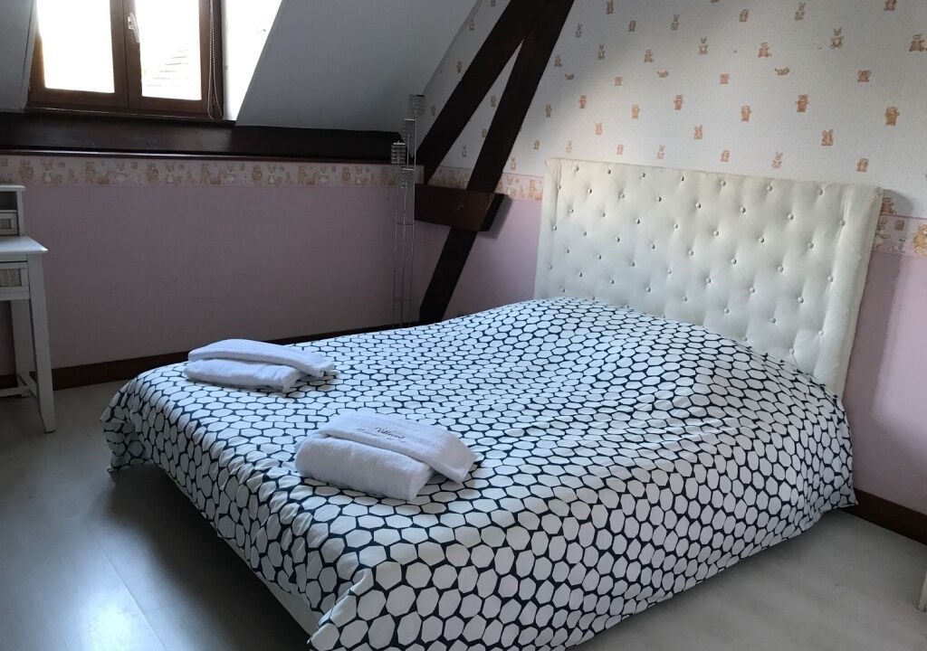 Photo of Bedroom in Villecerf