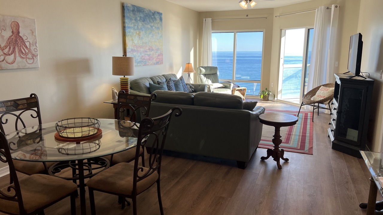 Photo of Livingroom in Pensacola Beach