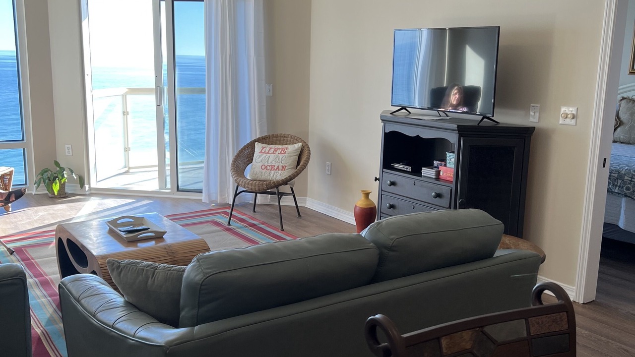 Photo of Livingroom in Pensacola Beach