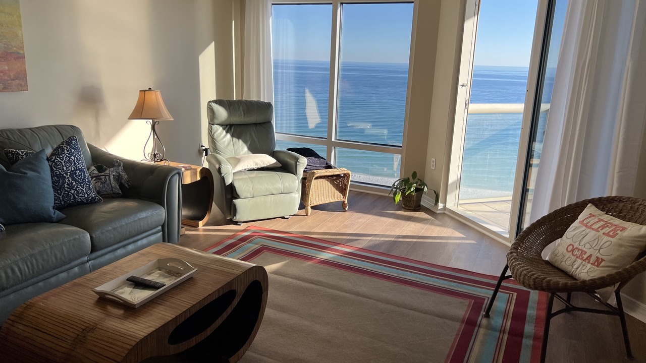 Photo of Livingroom in Pensacola Beach