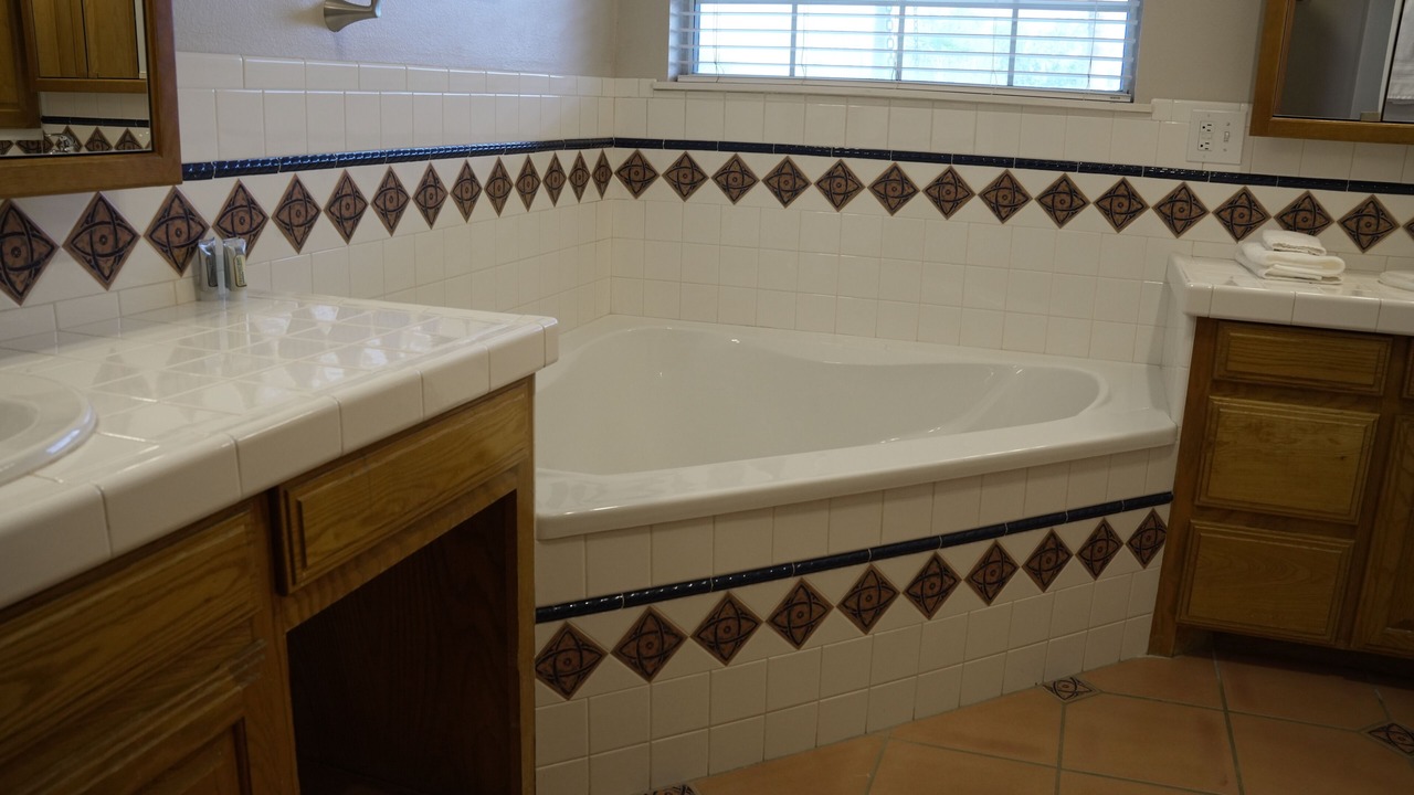 Photo of Bathroom in Marathon