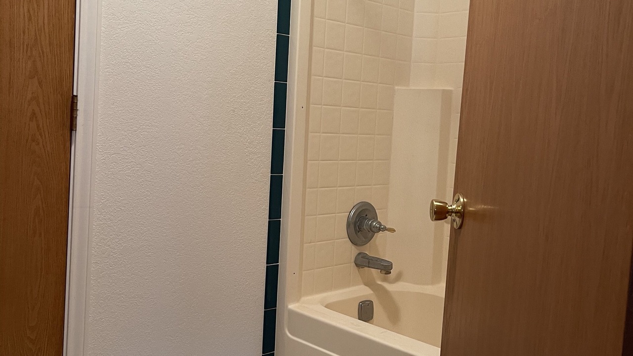 Photo of Bathroom in Marathon