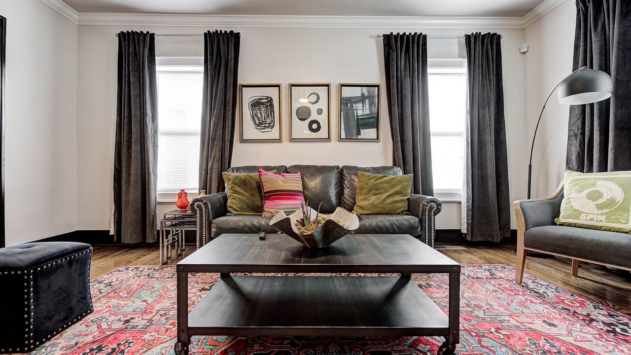 Photo of Livingroom in Lincoln Terrace