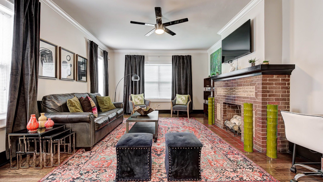 Photo of Livingroom in Lincoln Terrace