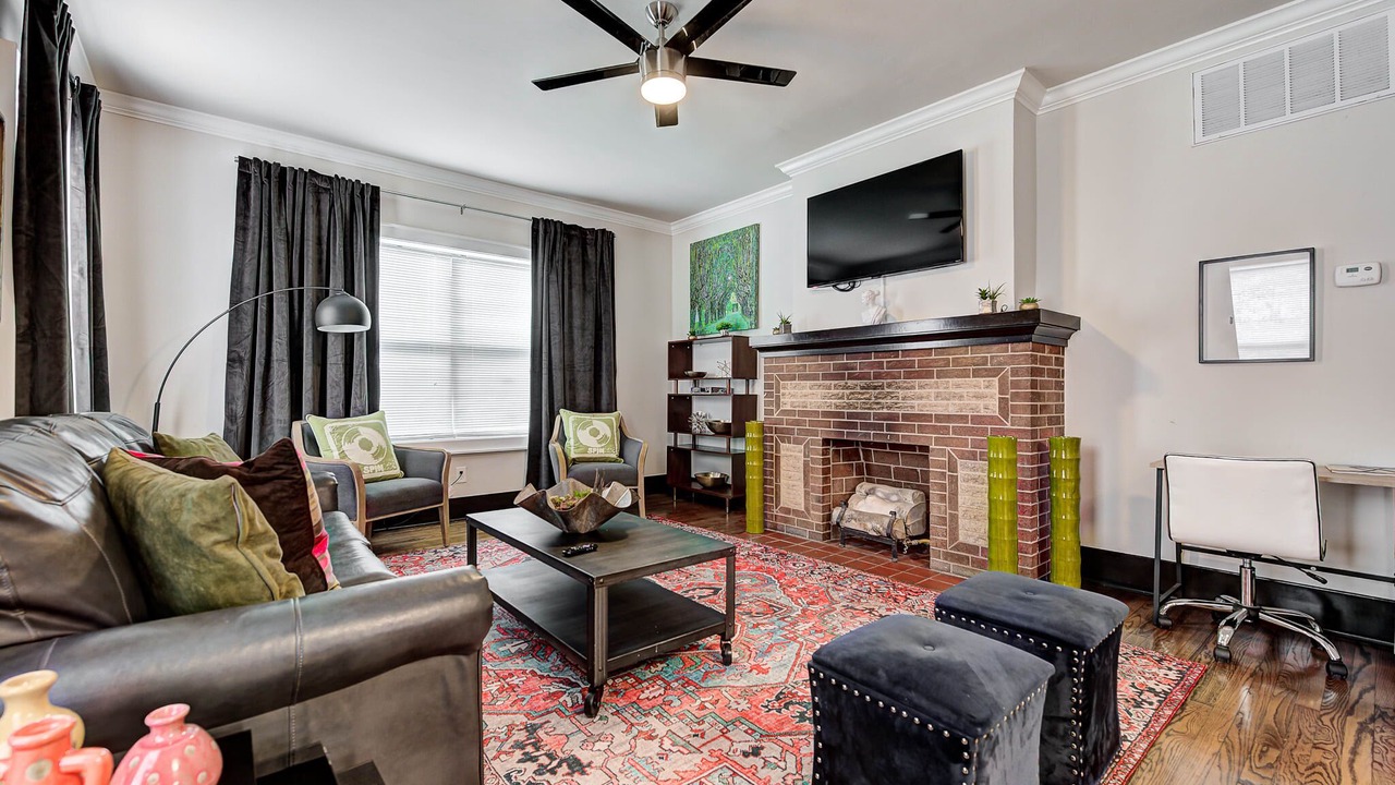 Photo of Livingroom in Lincoln Terrace