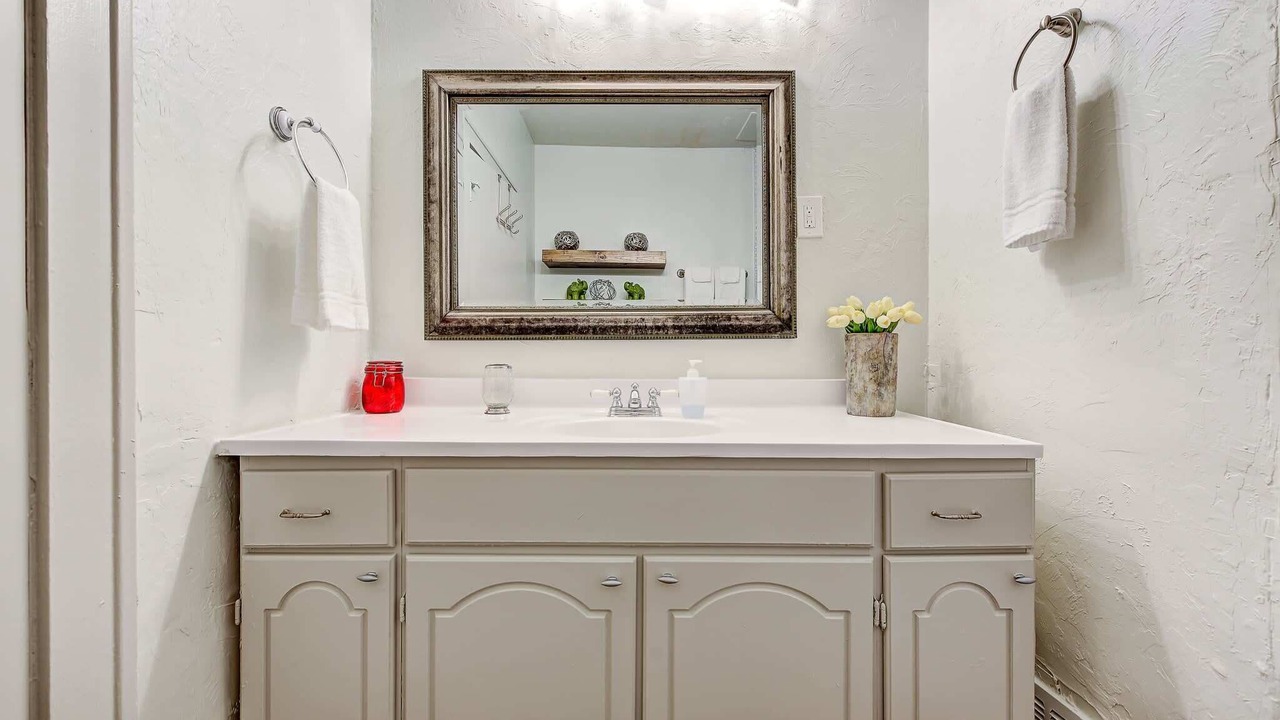 Photo of Bathroom in Lincoln Terrace