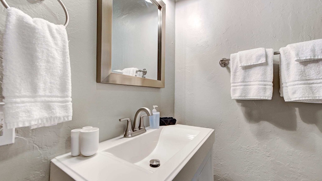 Photo of Bathroom in Asian District