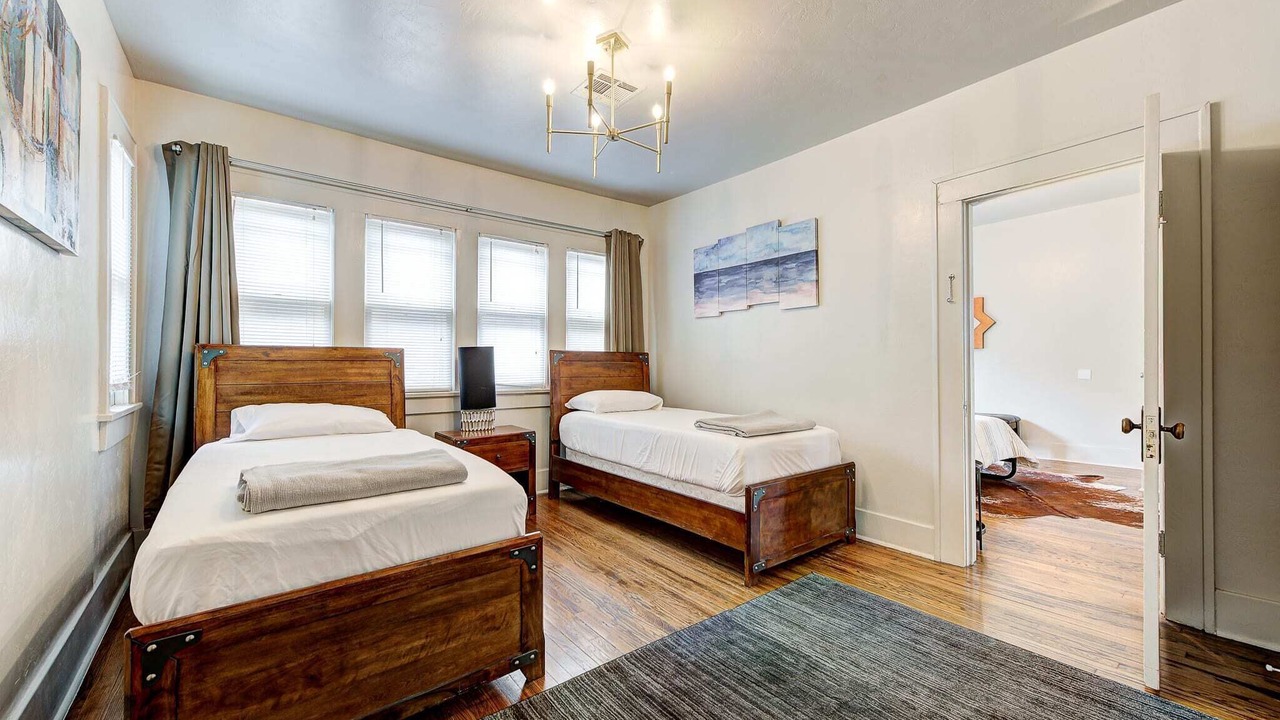 Photo of Bedroom in Asian District