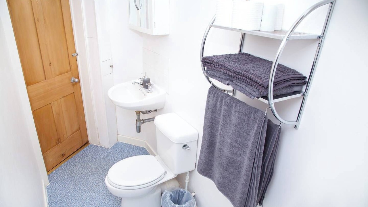 Photo of Bathroom in Newhaven