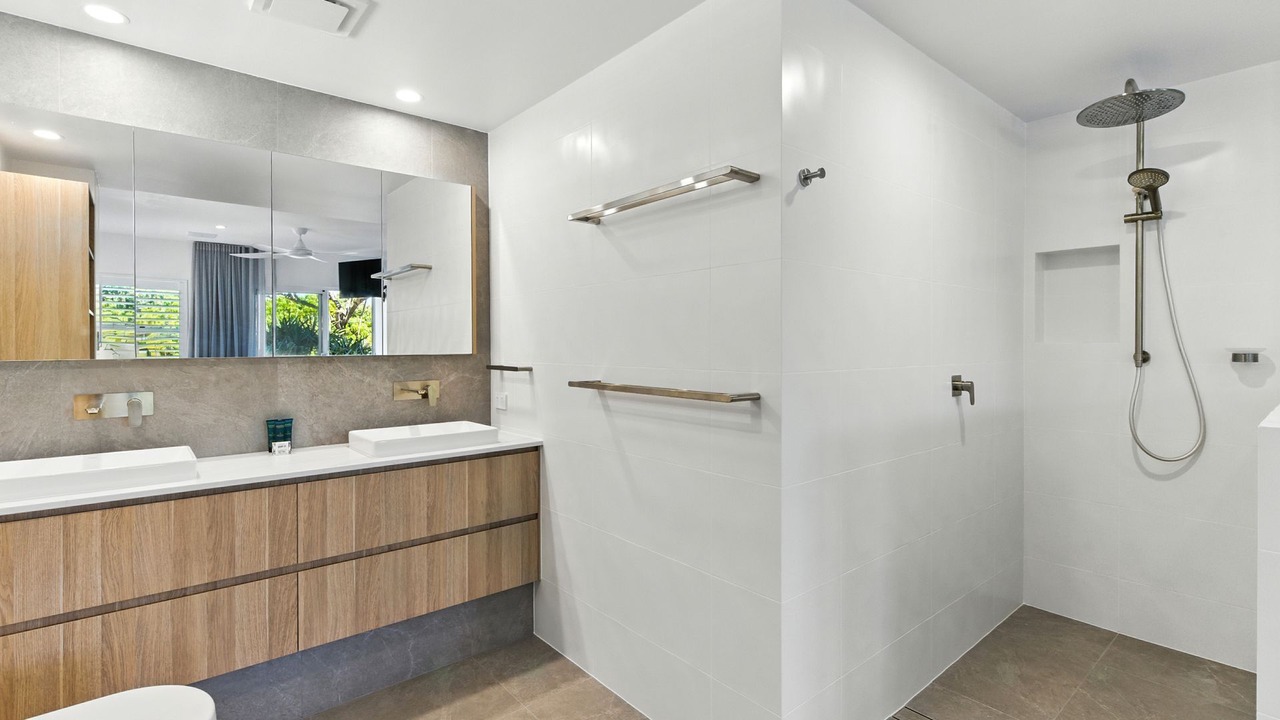 Photo of Bathroom in Point Arkwright