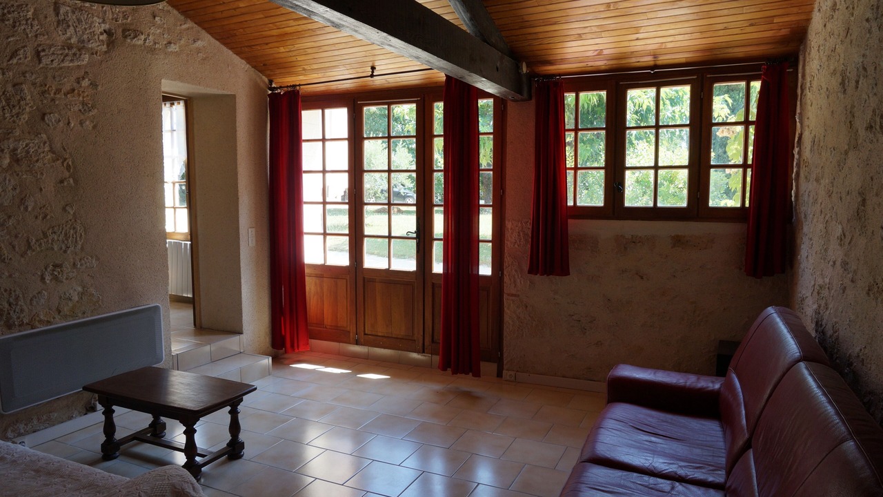 Photo of Livingroom in Saint-Puy