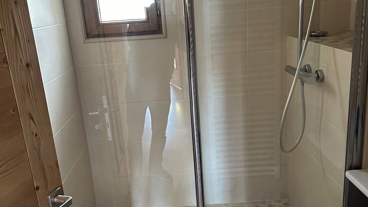 Photo of Bathroom in Viel-Alpe