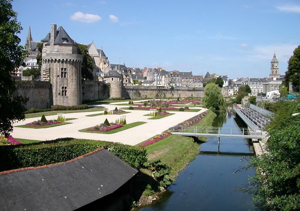 Photo of Others in Brech