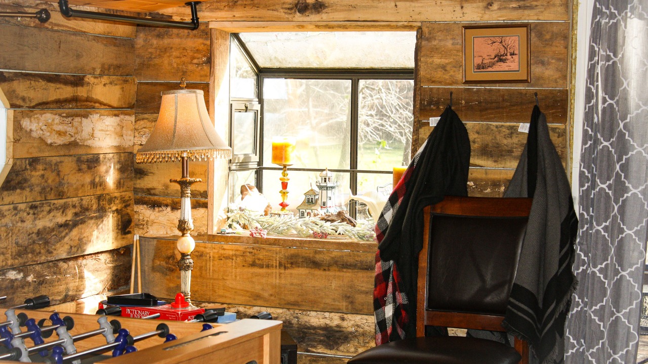 Photo of Bedroom in Flintstone